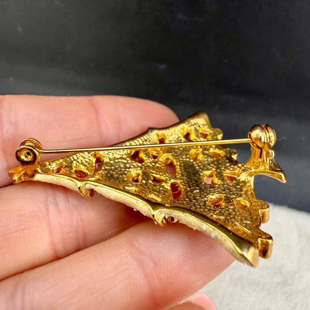 Vintage Christmas Tree Brooch Gold Tone Glitter Rhinestone